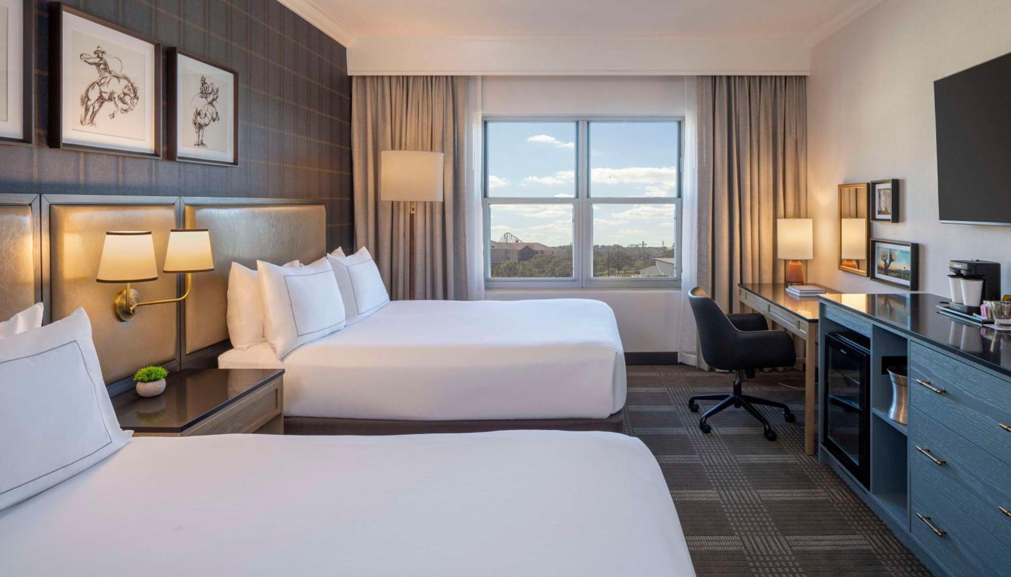 Отель Hilton San Antonio Hill Country Экстерьер фото