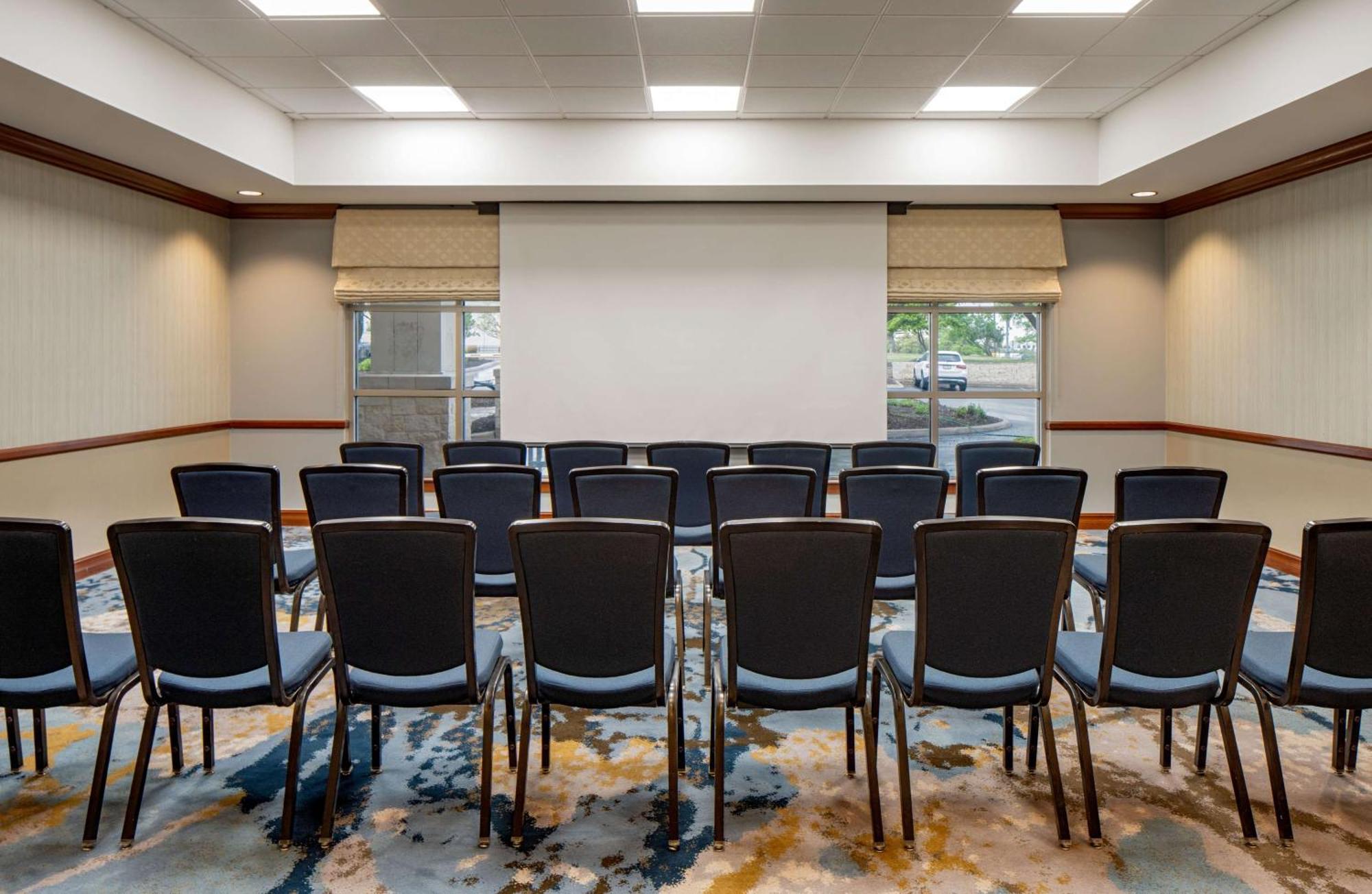 Отель Hilton San Antonio Hill Country Экстерьер фото